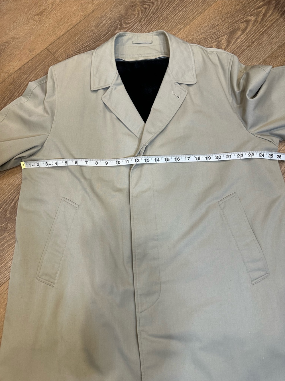 Men's Beige / khaki Trench Coat - Classic Single-Breasted faux fur lining sz 44 - Picture 8 of 15